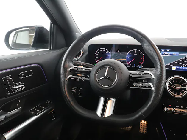 MERCEDES-BENZ GLA 220d 4Matic 8G-DCT