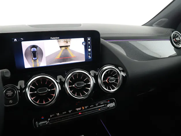 MERCEDES-BENZ GLA 220d 4Matic 8G-DCT