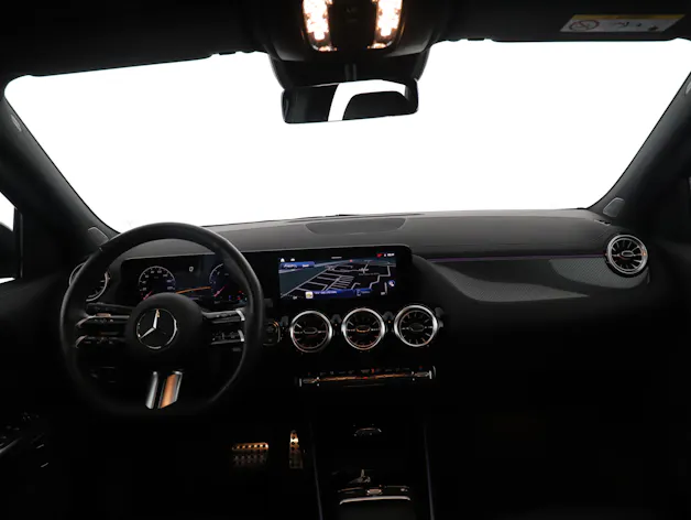 MERCEDES-BENZ GLA 220d 4Matic 8G-DCT