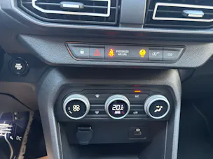 Dacia Sandero 90 Expression CVT