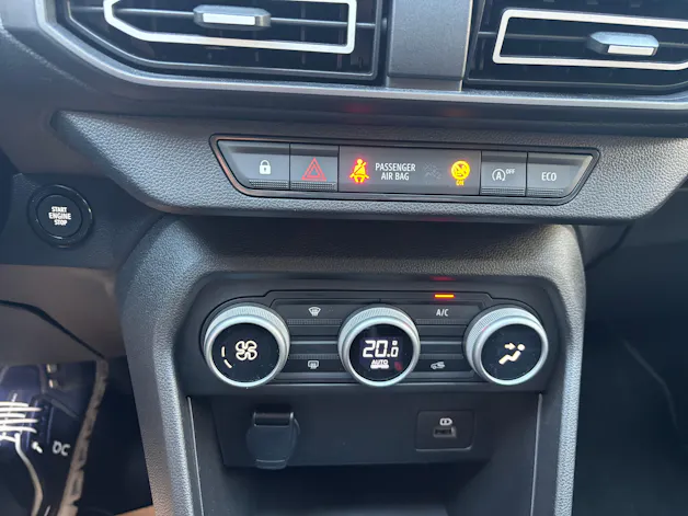 Dacia Sandero 90 Expression CVT