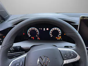 VW Golf 1.5 e TSI mHEV R-Line DSG