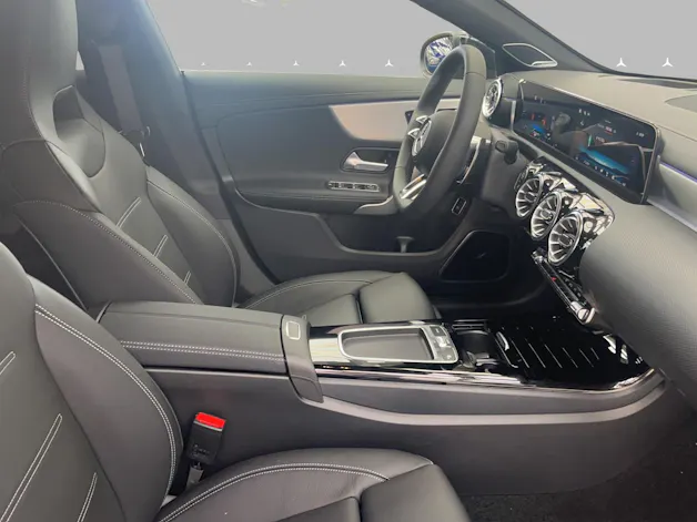 Mercedes-Benz CLA 35 AMG - SB - DISTRONIC / 360 Grad Kamera