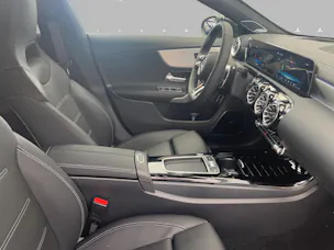 Mercedes-Benz CLA 35 AMG - SB - DISTRONIC / 360 Grad Kamera