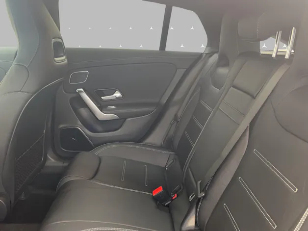 Mercedes-Benz CLA 35 AMG - SB - DISTRONIC / 360 Grad Kamera