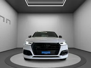 Audi Q5 2.0 TDI sport quattro S-tronic