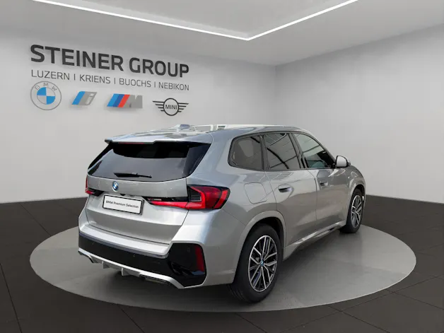 BMW iX1 xDrive 30 M Sport