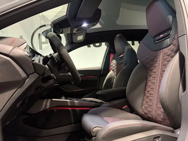 Audi RS 5 Avant TFSI 470 kW Tiptronic quattro