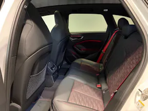 Audi RS 5 Avant TFSI 470 kW Tiptronic quattro