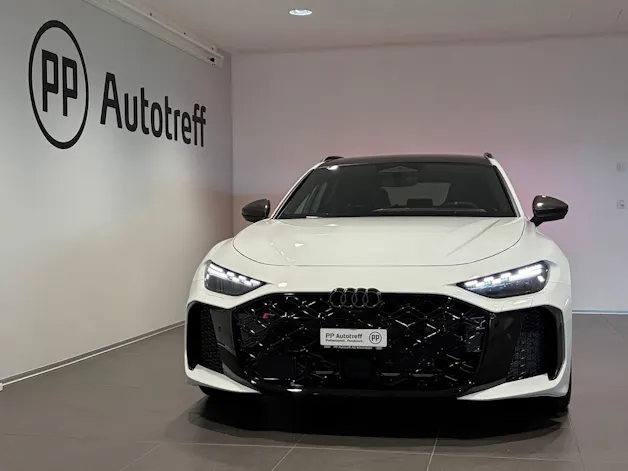 Audi RS 5 Avant TFSI 470 kW Tiptronic quattro