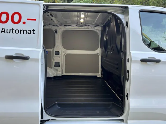 FORD Transit Custom Van 320 L1 2.5 Duratec 233 Trend PHEV