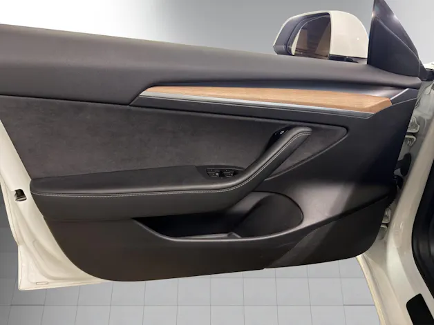 Tesla Model 3 Long Range Dual Motor AWD