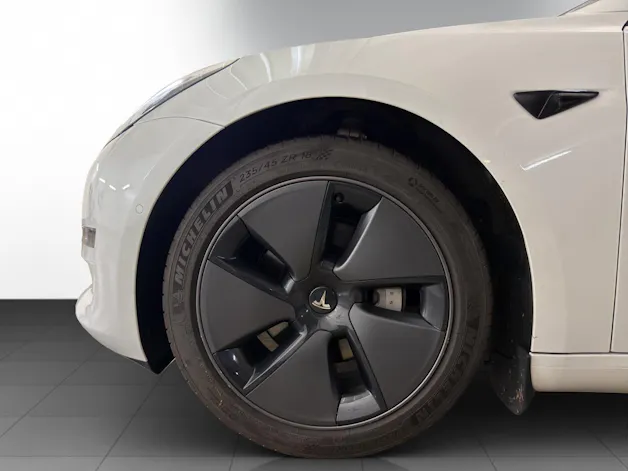Tesla Model 3 Long Range Dual Motor AWD