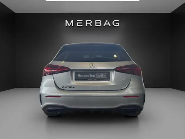 Mercedes-Benz A 250 e 8G-DCT
