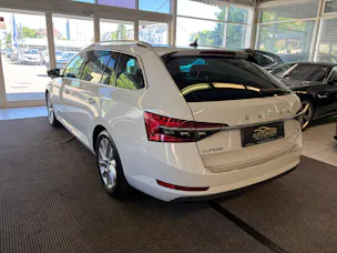 Škoda Superb Combi 2.0 TDi Style 4x4 DSG | CH Fahrzeug | mySkoda Pack | Kessy | Belüftete Sitz | DAB+ | Navi Columbus 9.2" |