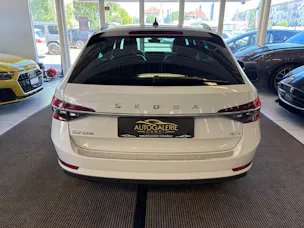 Škoda Superb Combi 2.0 TDi Style 4x4 DSG | CH Fahrzeug | mySkoda Pack | Kessy | Belüftete Sitz | DAB+ | Navi Columbus 9.2" |