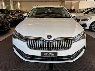 Škoda Superb Combi 2.0 TDi Style 4x4 DSG | CH Fahrzeug | mySkoda Pack | Kessy | Belüftete Sitz | DAB+ | Navi Columbus 9.2" |
