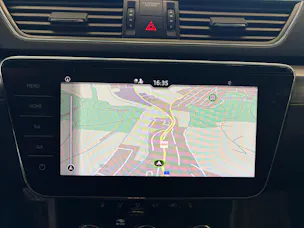 Škoda Superb Combi 2.0 TDi Style 4x4 DSG | CH Fahrzeug | mySkoda Pack | Kessy | Belüftete Sitz | DAB+ | Navi Columbus 9.2" |