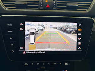 Škoda Superb Combi 2.0 TDi Style 4x4 DSG | CH Fahrzeug | mySkoda Pack | Kessy | Belüftete Sitz | DAB+ | Navi Columbus 9.2" |