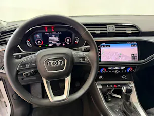 Audi Q3 45 TFSI S line quattro S-tronic