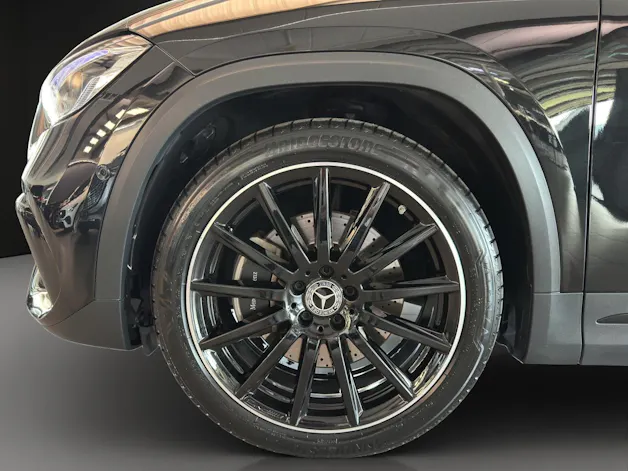 Mercedes-Benz GLA 250 AMG Line 4Matic