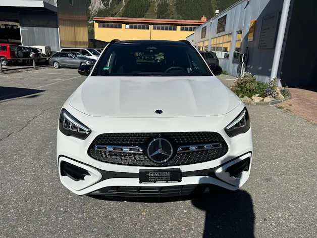 Mercedes-Benz GLA 220 AMG Line 4matic