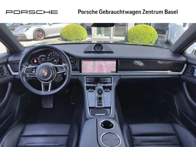 PORSCHE Panamera 4 E-Hybrid