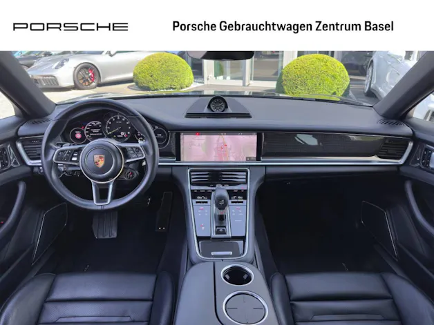 PORSCHE Panamera 4 E-Hybrid