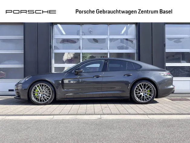 PORSCHE Panamera 4 E-Hybrid