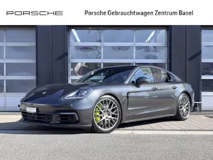 Porsche Panamera 4 E-Hybrid