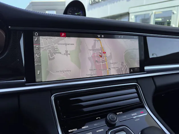 PORSCHE Panamera 4 E-Hybrid