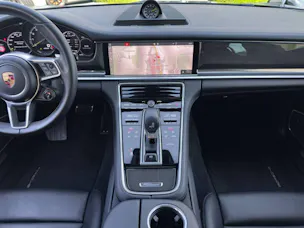 Porsche Panamera 4 E-Hybrid