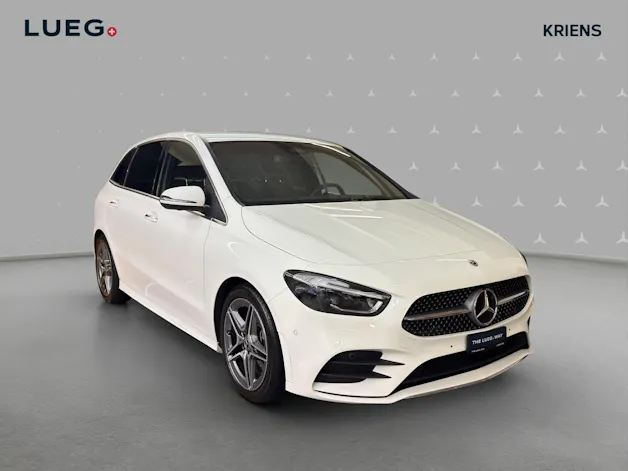 Mercedes-Benz B 200 - AMG / DISTRONIC / 360 Grad Kamera / AHK