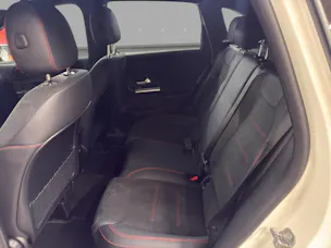 Mercedes-Benz B 200 - AMG / DISTRONIC / 360 Grad Kamera / AHK