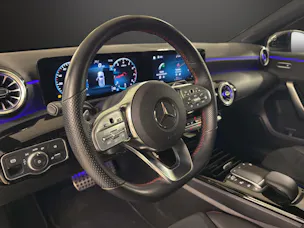Mercedes-Benz A 200 AMG Line 7G-DCT