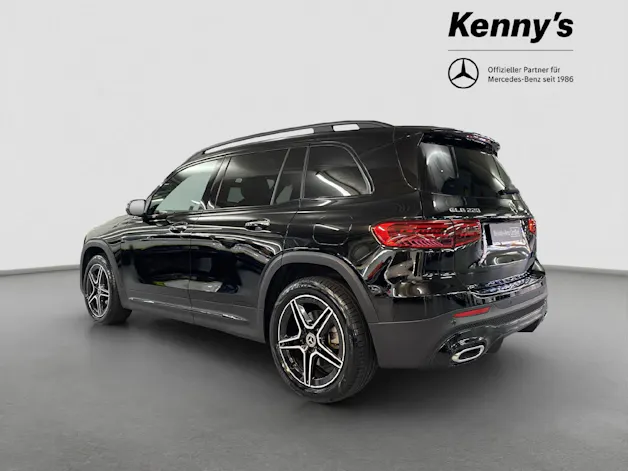 Mercedes-Benz GLB 220 AMG Line 4MATIC