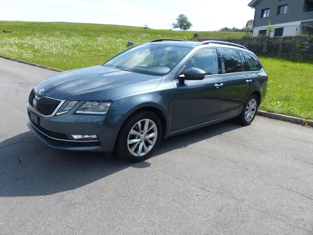 Škoda Octavia Combi 2.0 TDI Style DSG