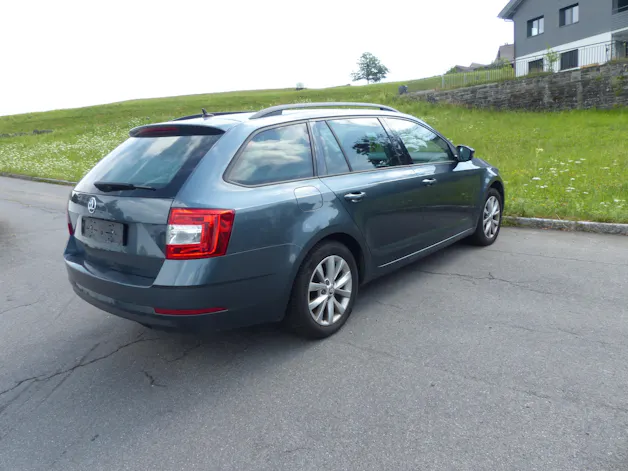 Škoda Octavia Combi 2.0 TDI Style DSG
