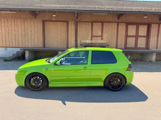 VW Golf R32 4Motion