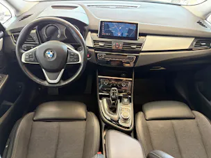BMW 220d xDrive Gran Tourer | CH Fzg. | Driving Assistant Plus | Kamera | LED Scheinw. | HeadUp | Sportsitze |