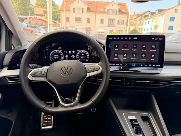 VW Golf VIII 1.5 TSI eHybrid 204 PS GOAL *** 360 GRAD KAMERA & STANDHEIZUNG ***