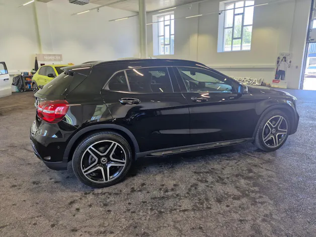 Mercedes-Benz GLA 250 AMG Line 4Matic 7G-DCT