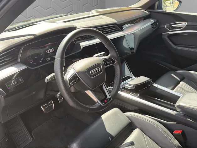 AUDI e-tron 55 Sportback S Line Black Edition quattro