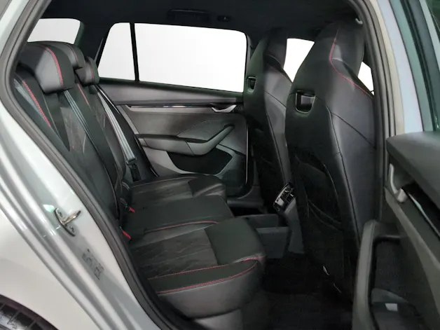 Škoda Octavia Combi 2.0 TSI DSG RS