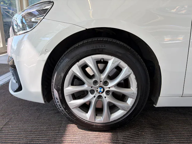 BMW 220d xDrive Gran Tourer | CH Fzg. | Driving Assistant Plus | Kamera | LED Scheinw. | HeadUp | Sportsitze |