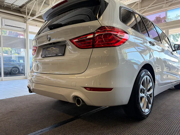BMW 220d xDrive Gran Tourer | CH Fzg. | Driving Assistant Plus | Kamera | LED Scheinw. | HeadUp | Sportsitze |