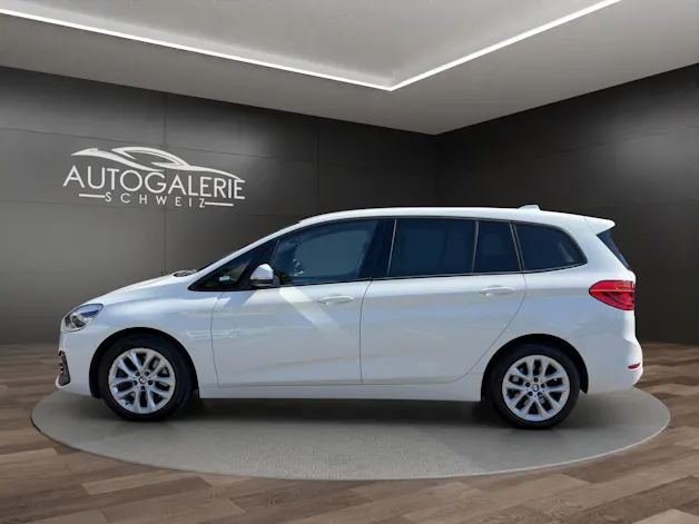 BMW 220d xDrive Gran Tourer | CH Fzg. | Driving Assistant Plus | Kamera | LED Scheinw. | HeadUp | Sportsitze |