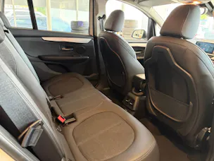 BMW 220d xDrive Gran Tourer | CH Fzg. | Driving Assistant Plus | Kamera | LED Scheinw. | HeadUp | Sportsitze |