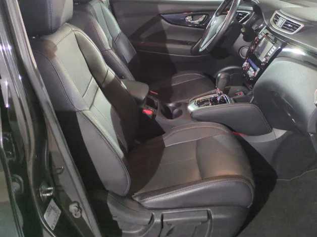 Nissan Qashqai 1.6 dCi tekna Xtronic CVT
