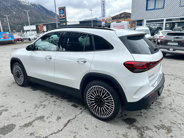 Mercedes-Benz EQA 350 Swiss Star AMG Line 4matic